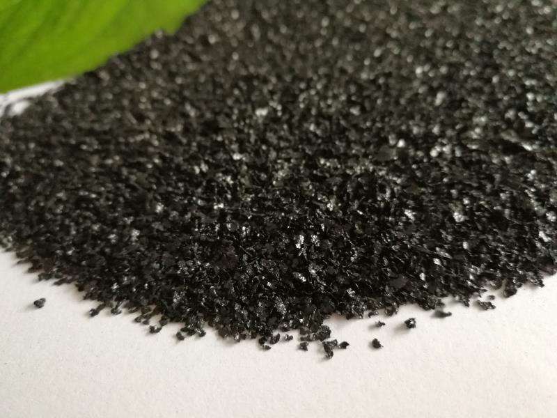 Aquatic Feed Ingredient 65~70% SUPER SHINY BLACK CRYSTAL SODIUM HUMATE FLAKE 100% INSTANT WATER SOUBLE